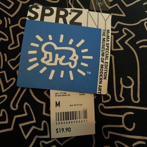 MoMA special Ed. H&M x Keith Haring, Medium